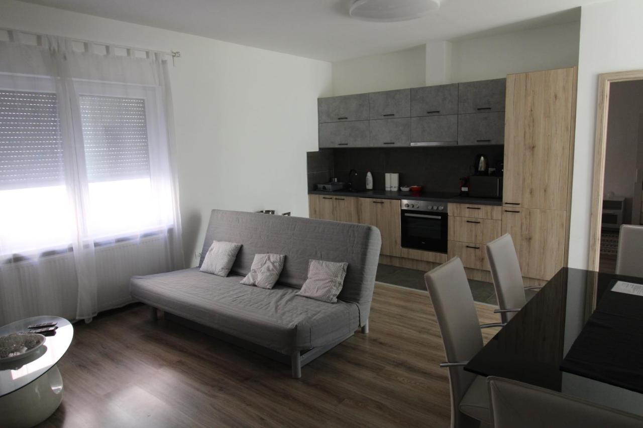 Garden Apartman House Apartman Pécs Kültér fotó